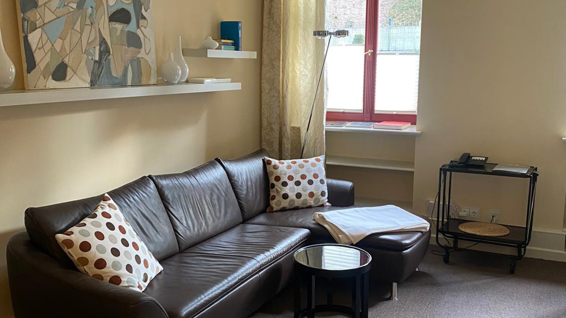 d9340127-3ee9-425f-b1a3-2ff218f08b5a