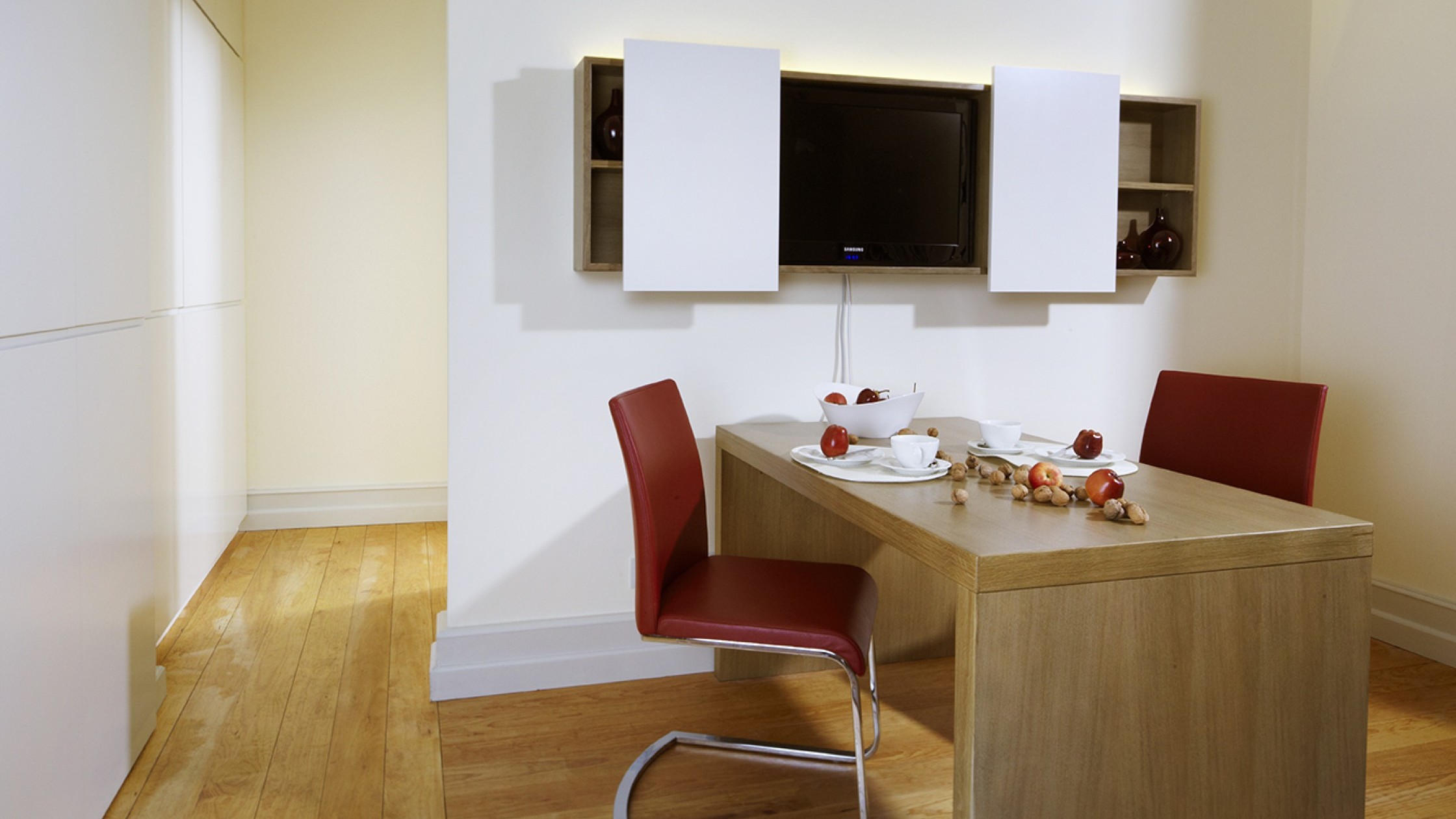 Apartment 41 Esstisch